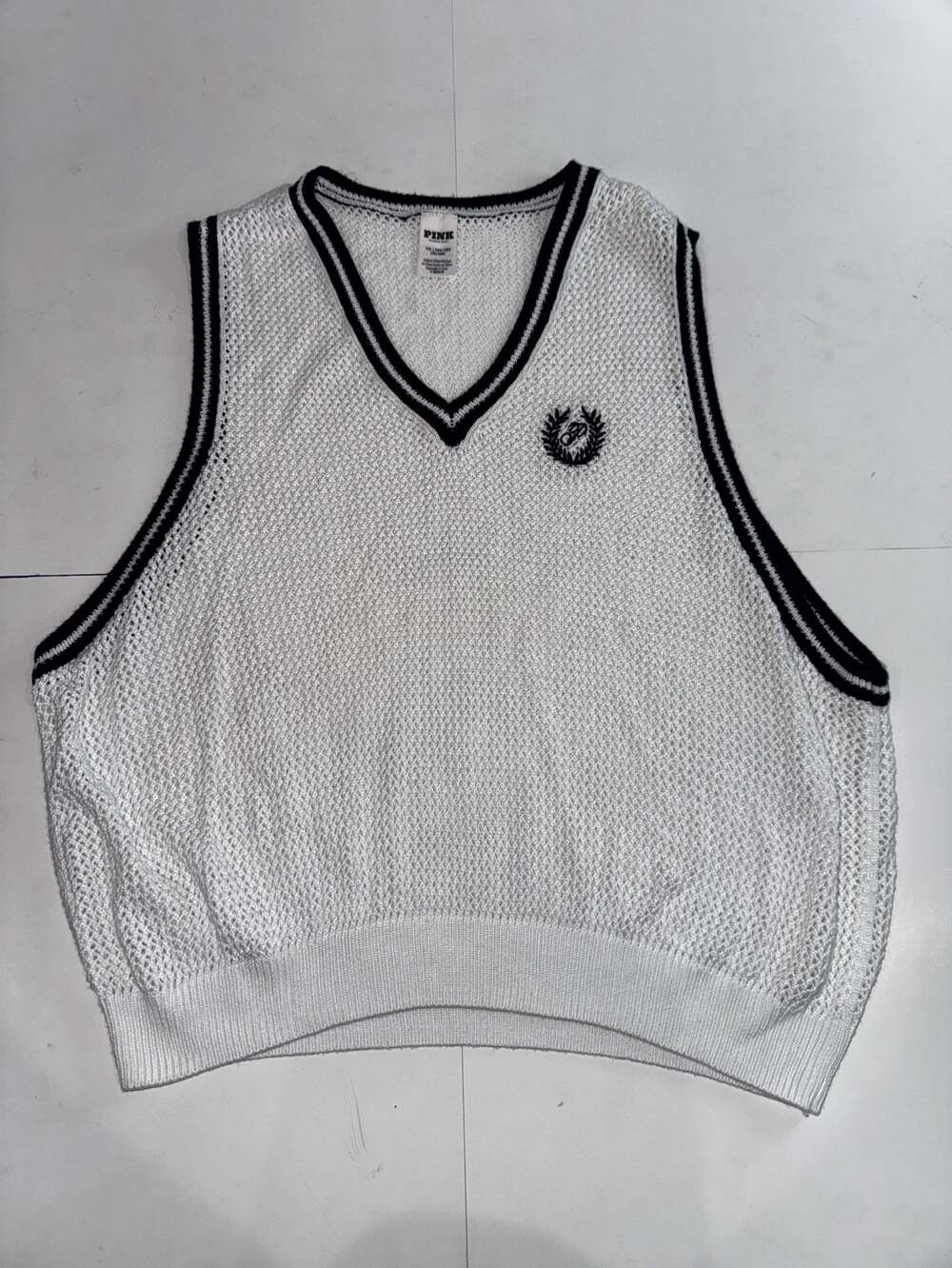 PINK Victoria's Secret White Black Trim V-Neck Cambridge Knit Vest XXL